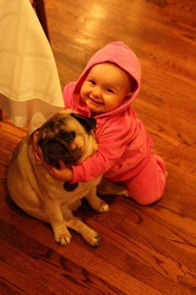 7-heart-melting-pics-of-kids-and-their-pets